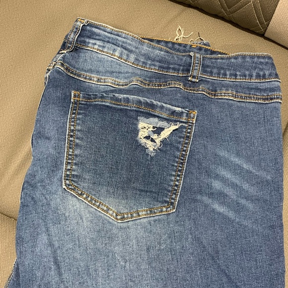 Cato Ripped Skinny Jeans - Picture 2 of 4